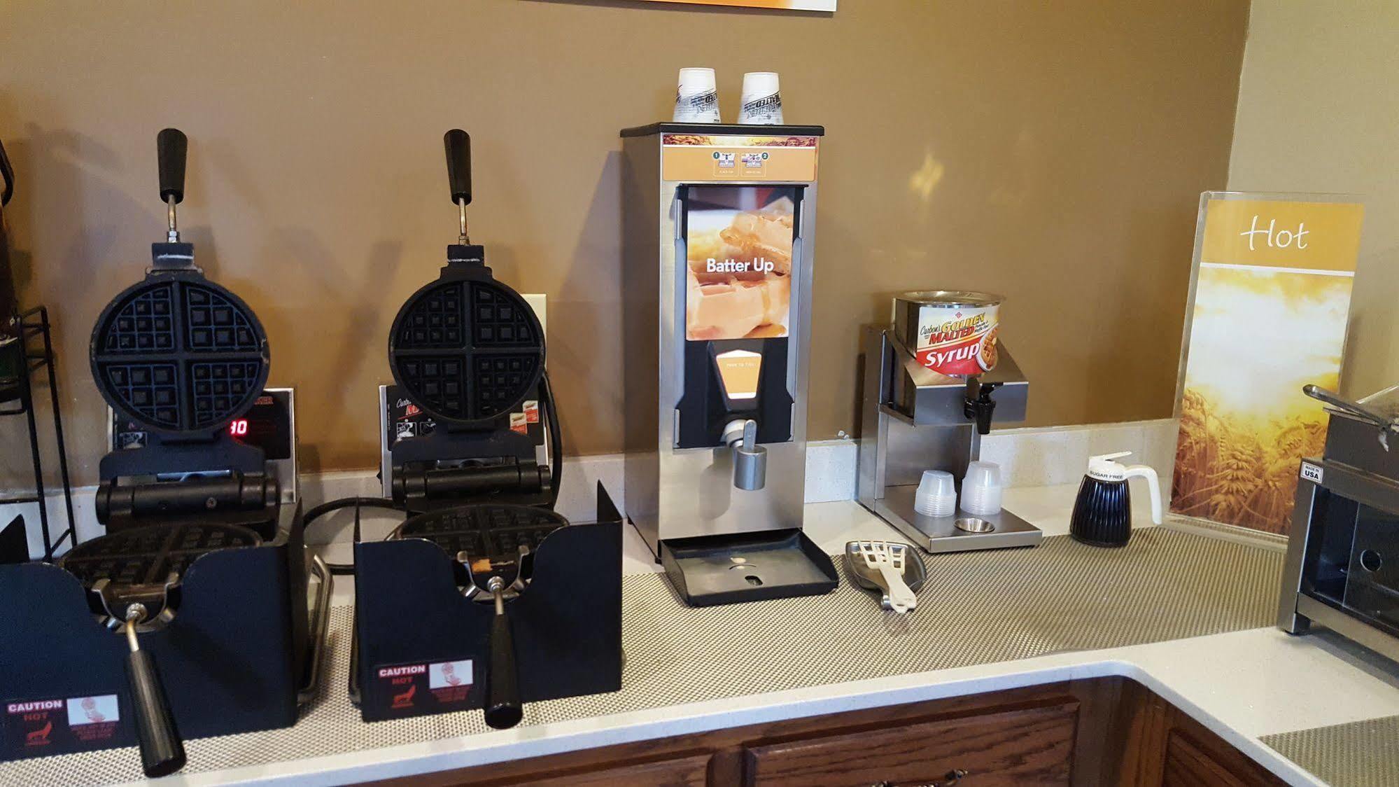 Quality Inn Palm Bay - Melbourne I-95 Εξωτερικό φωτογραφία